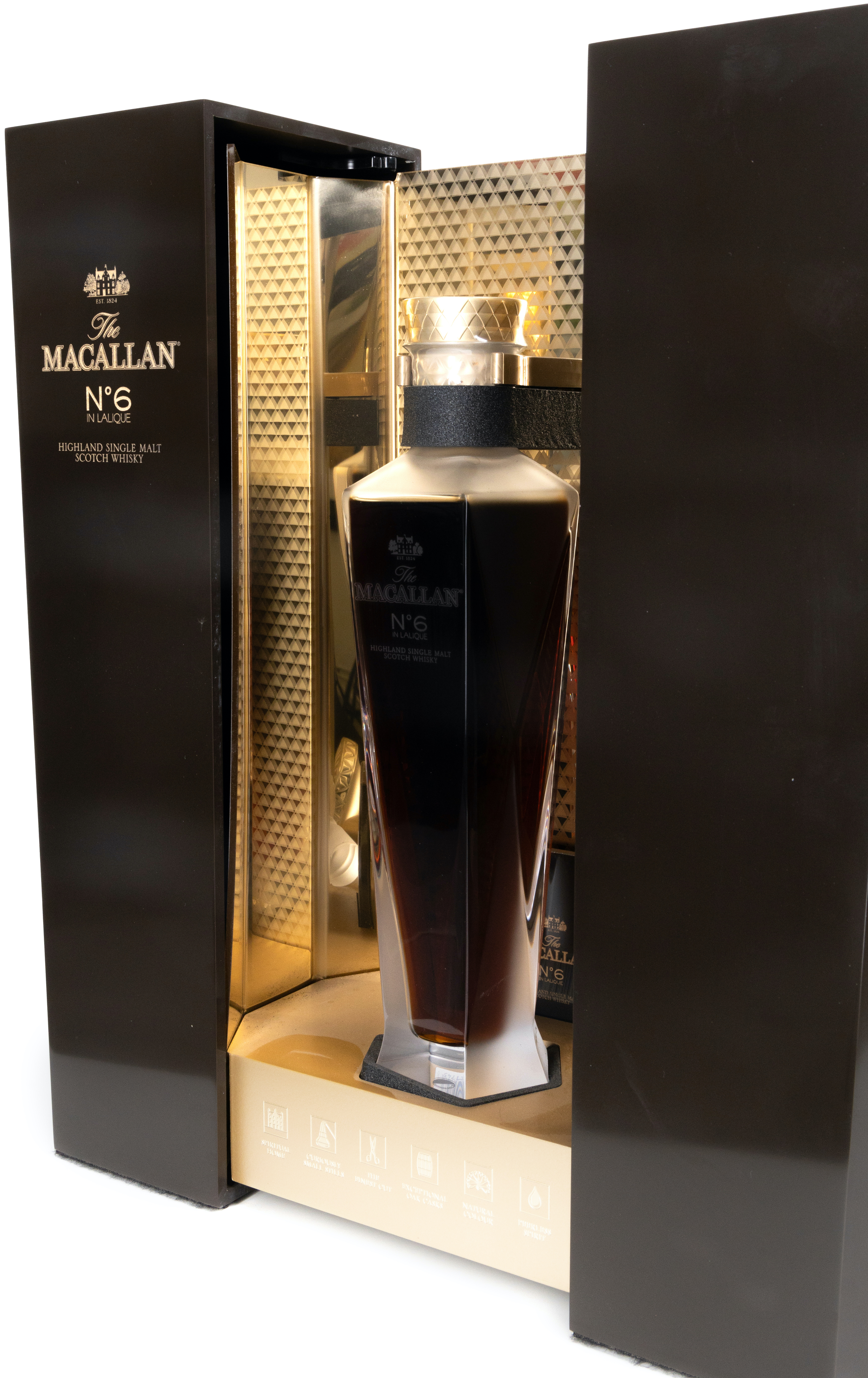 The Macallan No.6 in Lalique Highland Single Malt Scotch Whisky 43% vol. 0,7L